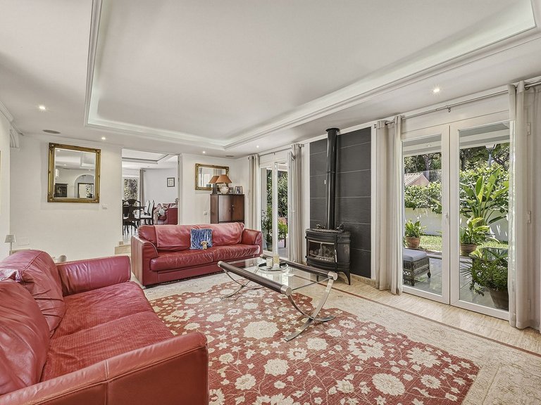 Villa for Sale in El Rosario, Malaga 8