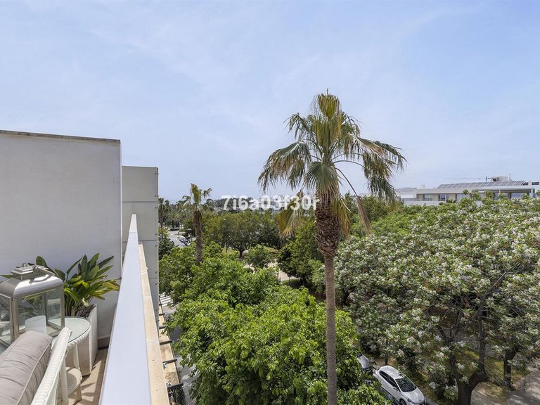Apartment for Sale in San Pedro De Alcántara, Malaga 18