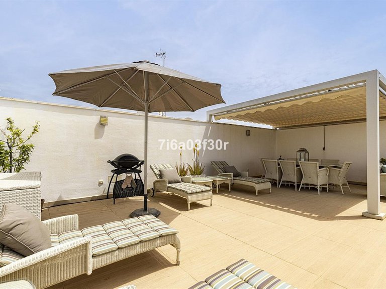 Apartment for Sale in San Pedro De Alcántara, Malaga 3