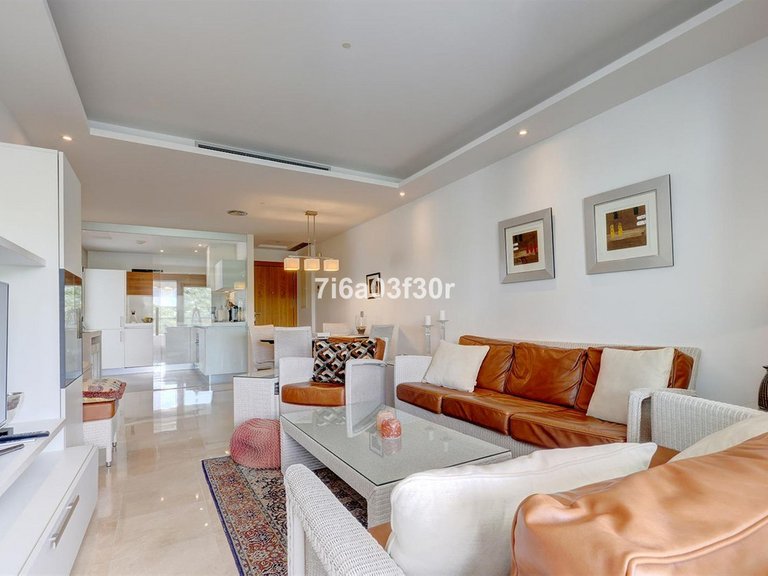 Apartment for Sale in San Pedro De Alcántara, Malaga 7
