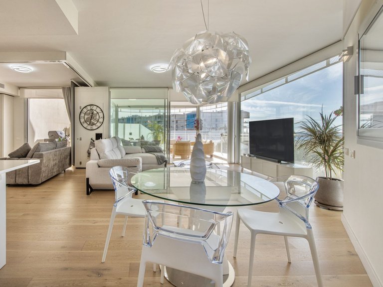Apartment for Sale in Benalmadena, Malaga 8
