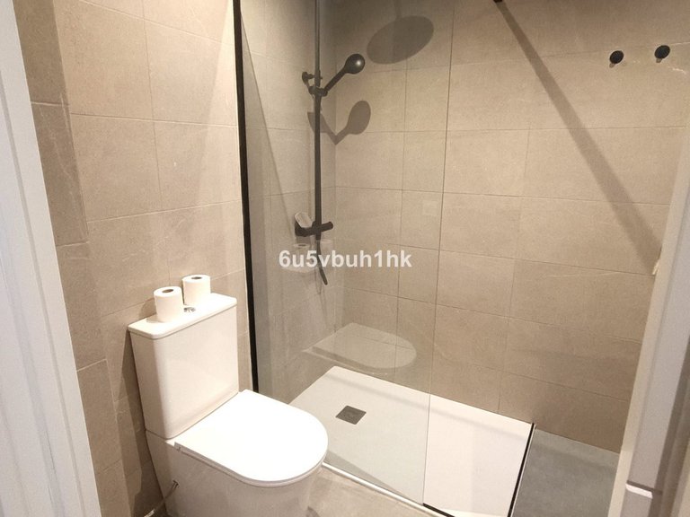 Villa for Sale in Málaga, Malaga 22