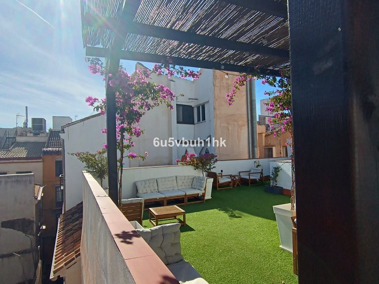 Villa for Sale in Málaga, Malaga 30