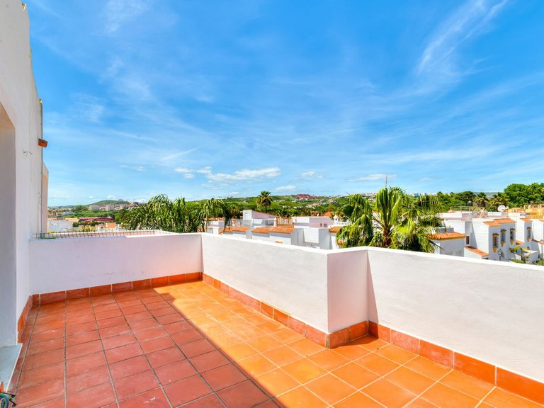 Villa for Sale in Casares Playa, Malaga 16