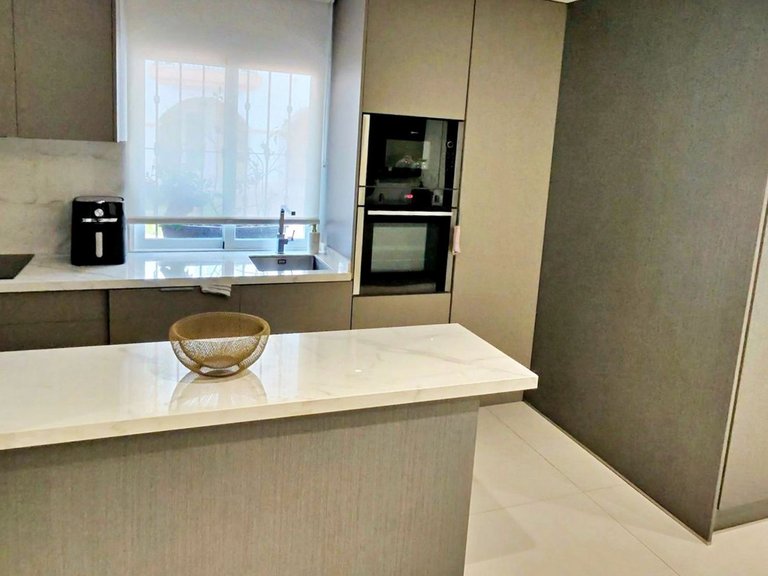 Apartment for Sale in Puerto Banús, Malaga 7