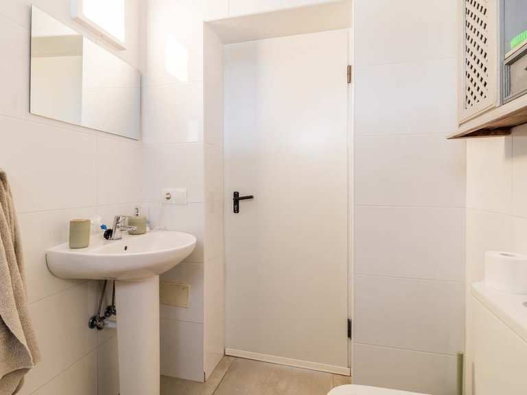 Villa for Sale in Estepona, Malaga 16
