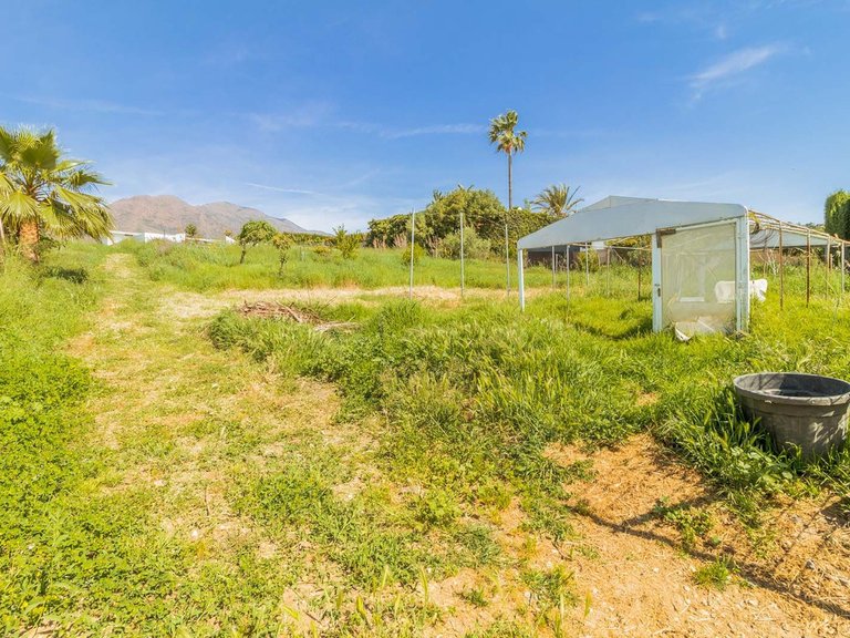 Villa for Sale in Estepona, Malaga 27