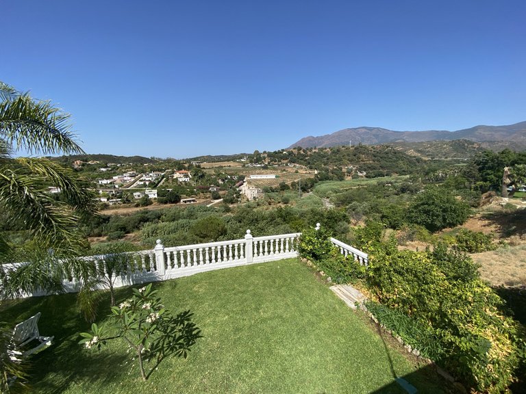 Villa for Sale in Estepona, Malaga 20