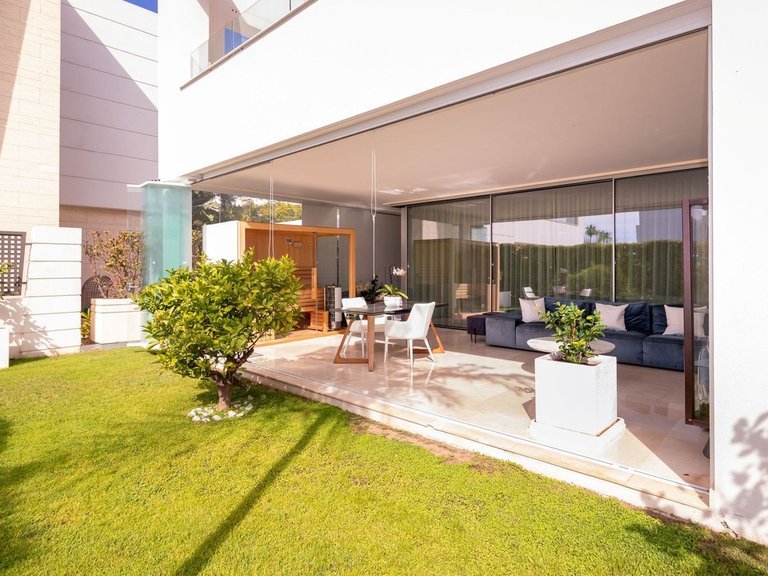 Villa for Sale in San Pedro De Alcántara, Malaga 12