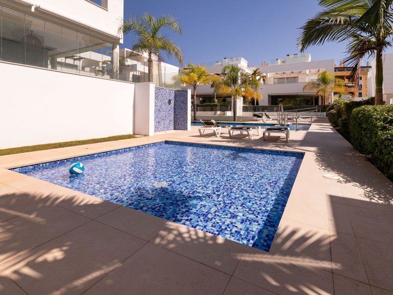 Villa for Sale in San Pedro De Alcántara, Malaga 30