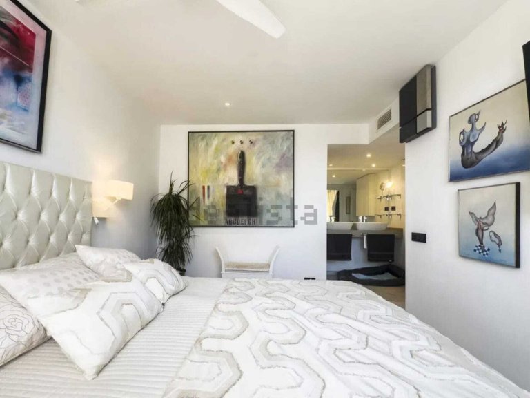 Penthouse for Sale in Costa del Sol Estepona, Malaga 22