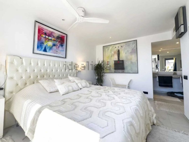 Penthouse for Sale in Costa del Sol Estepona, Malaga 28