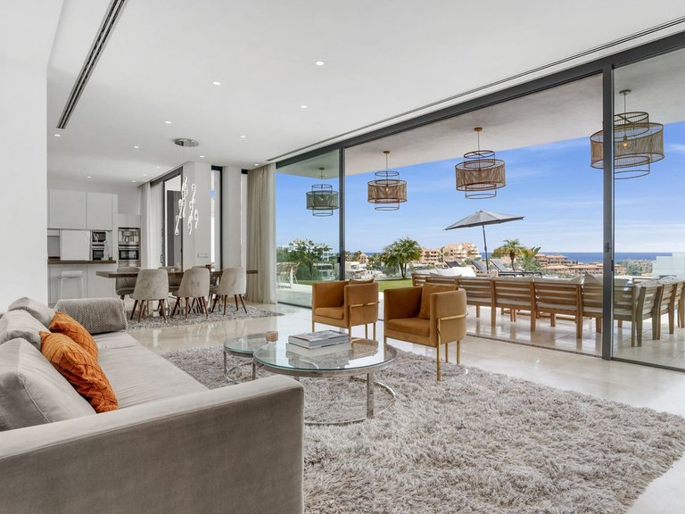 Villa for Sale in Benahavís, Malaga 10