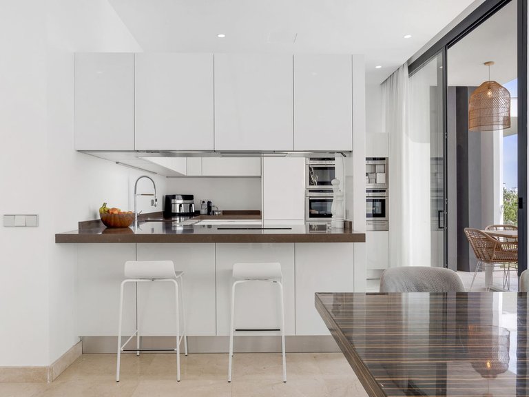 Villa for Sale in Benahavís, Malaga 14
