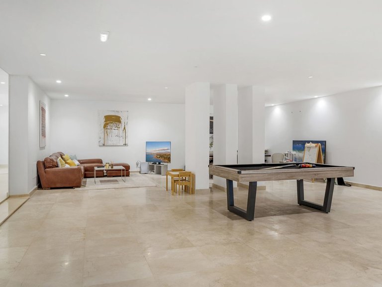Villa for Sale in Benahavís, Malaga 18
