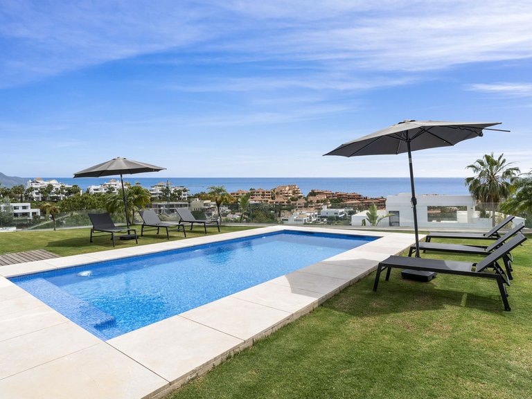 Villa for Sale in Benahavís, Malaga 20