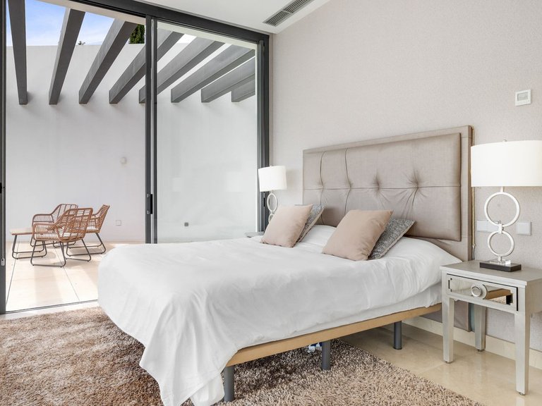 Villa for Sale in Benahavís, Malaga 25