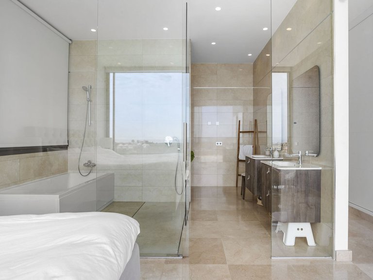Villa for Sale in Benahavís, Malaga 31