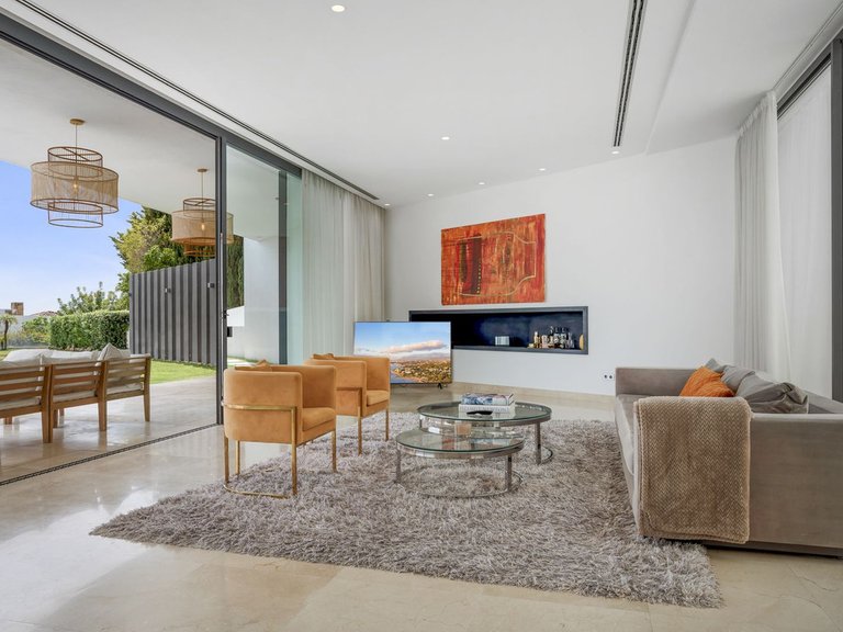 Villa for Sale in Benahavís, Malaga 4