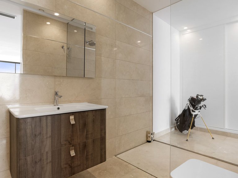 Villa for Sale in Benahavís, Malaga 43