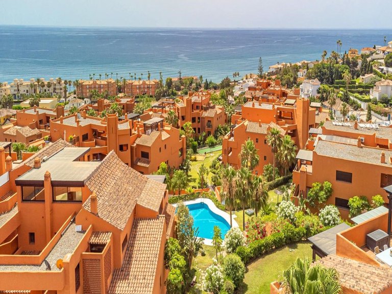 Apartment for Sale in Estepona, Malaga 7