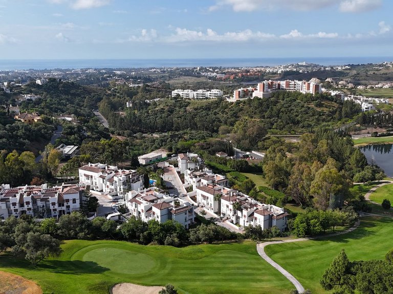 Apartment for Sale in Benahavís, Malaga 1