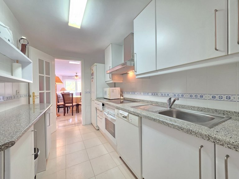 Apartment for Sale in Benahavís, Malaga 18