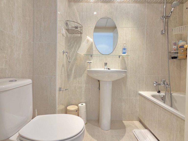Apartment for Sale in Benahavís, Malaga 25