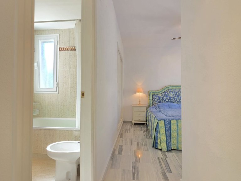 Apartment for Sale in Benahavís, Malaga 26