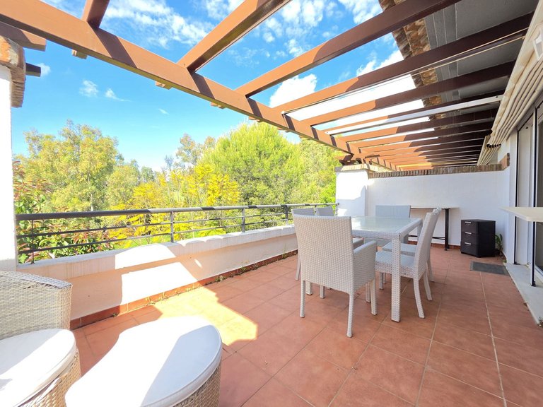 Apartment for Sale in Benahavís, Malaga 32