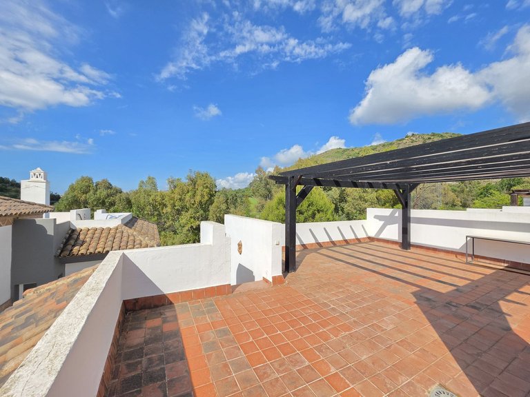 Apartment for Sale in Benahavís, Malaga 36