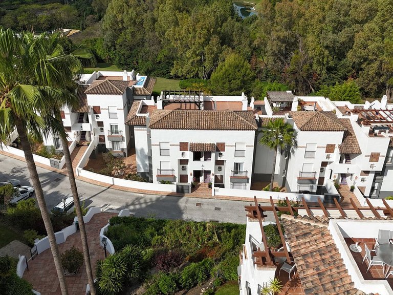Apartment for Sale in Benahavís, Malaga 45