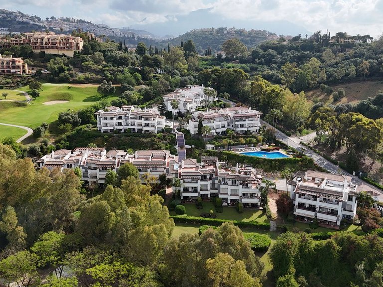 Apartment for Sale in Benahavís, Malaga 46
