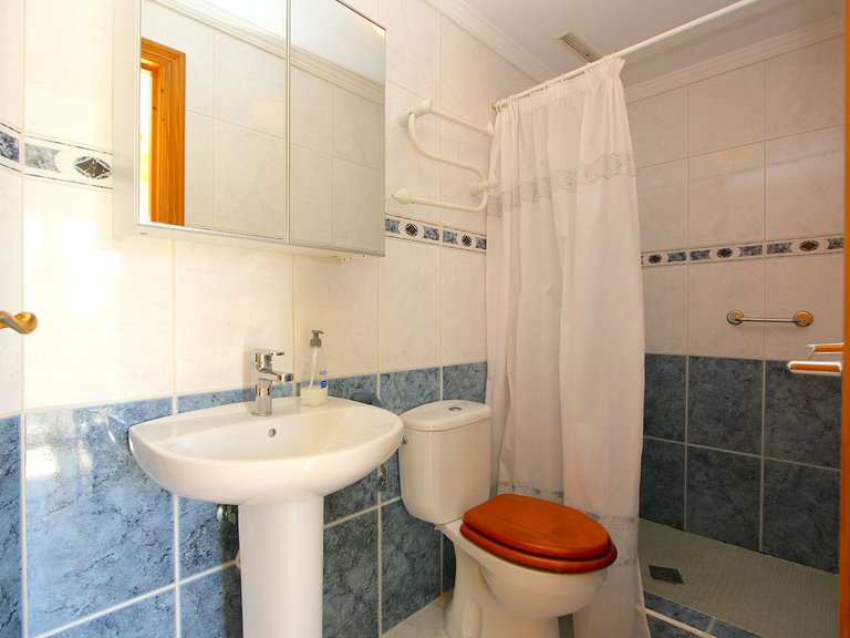 Villa for Sale in Costa del Sol Fuengirola, Malaga 16
