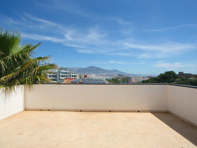Villa for Sale in Costa del Sol Fuengirola, Malaga 17
