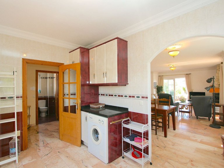 Villa for Sale in Costa del Sol Fuengirola, Malaga 5