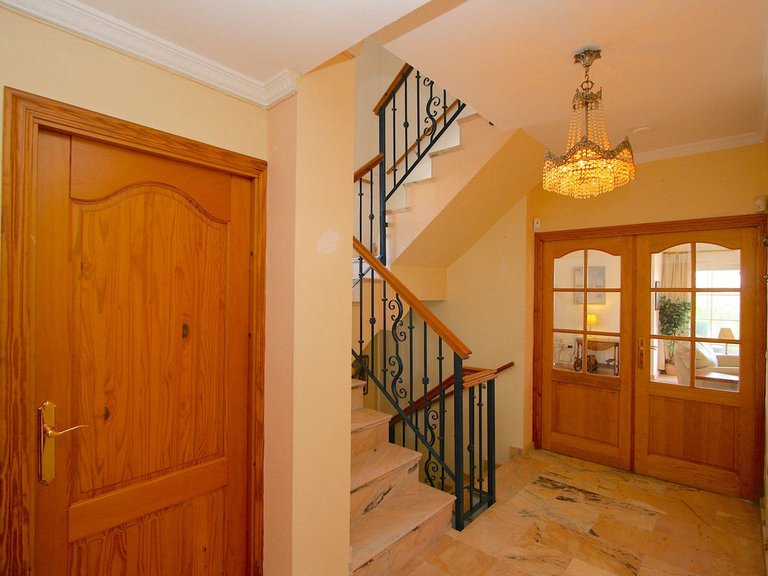 Villa for Sale in Costa del Sol Fuengirola, Malaga 9