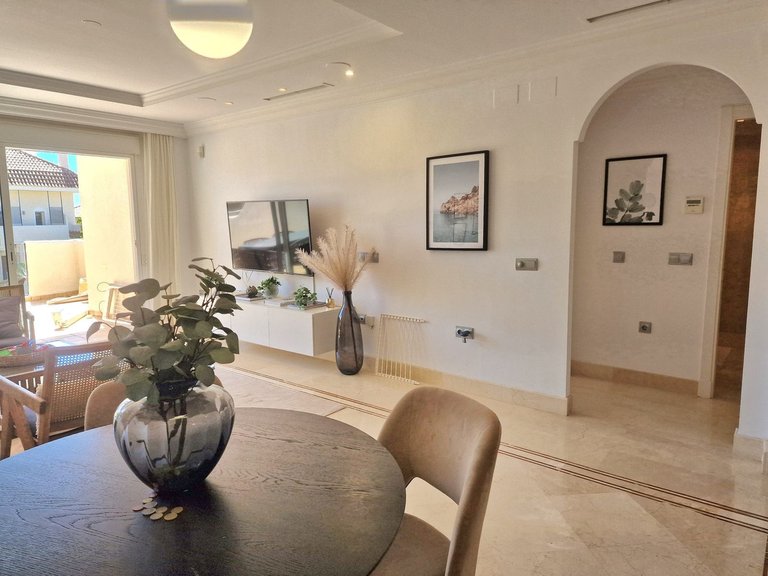 Apartment for Sale in Nueva Andalucía, Malaga 10