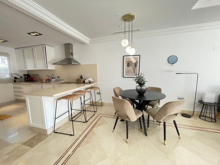 Apartment for Sale in Nueva Andalucía, Malaga 15