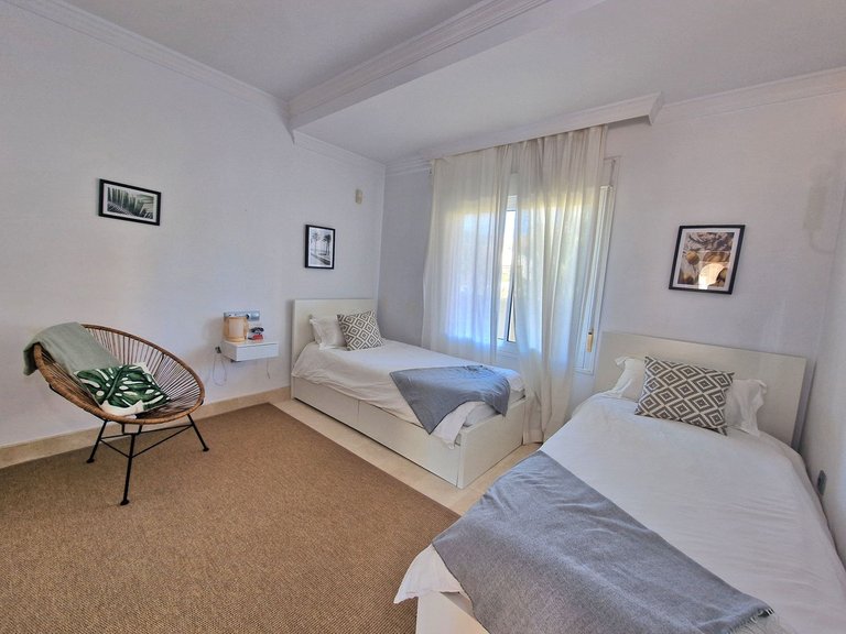 Apartment for Sale in Nueva Andalucía, Malaga 22