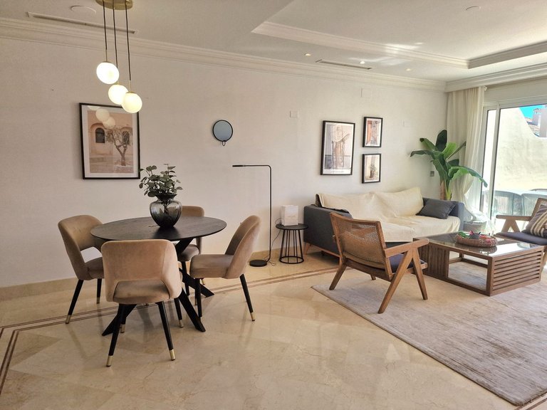 Apartment for Sale in Nueva Andalucía, Malaga 9