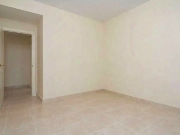 Apartment for Sale in Benahavís, Malaga 5