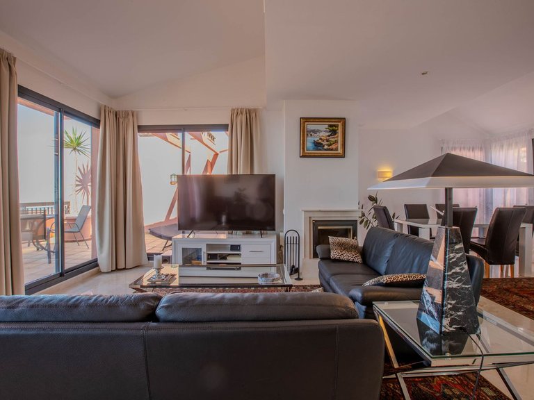 Apartment for Sale in Calahonda, Malaga 12