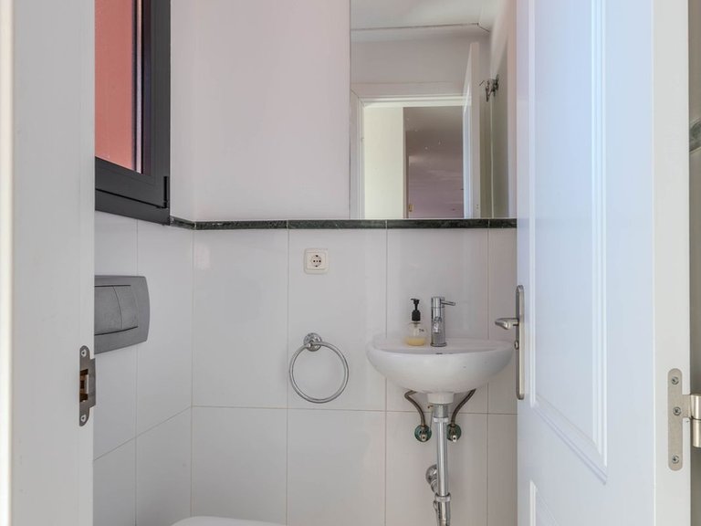 Apartment for Sale in Calahonda, Malaga 23