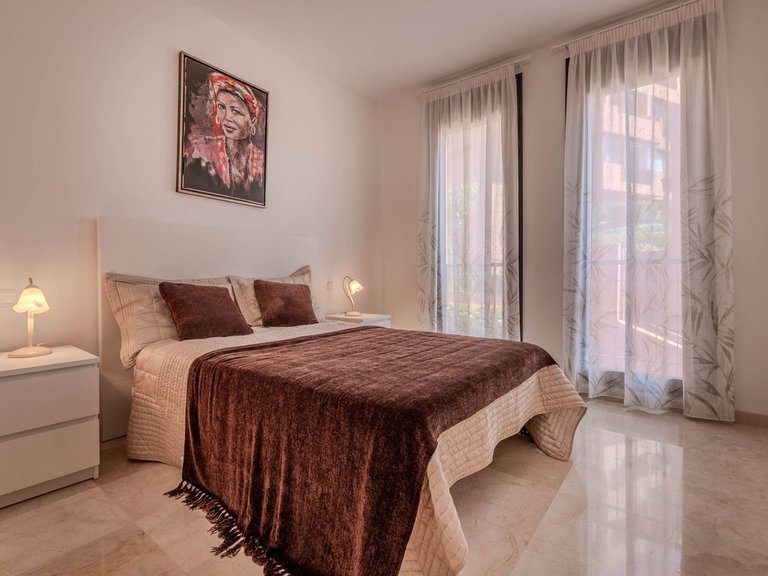 Apartment for Sale in Calahonda, Malaga 28