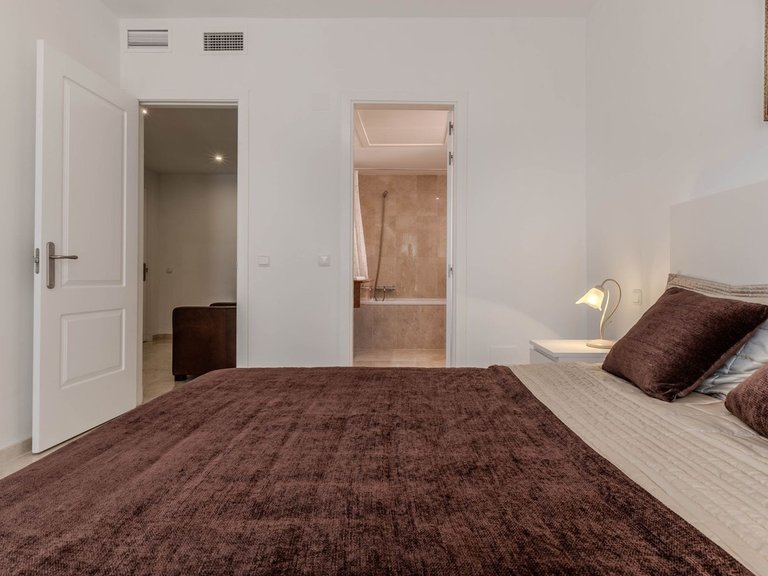 Apartment for Sale in Calahonda, Malaga 29