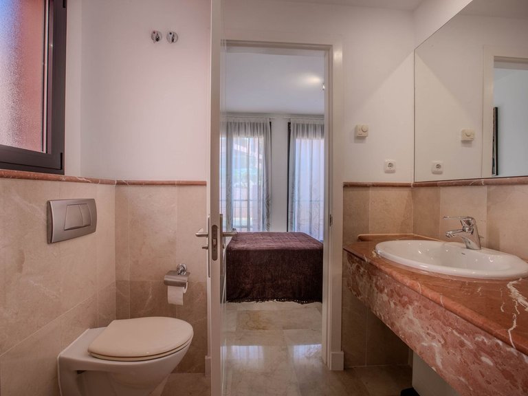 Apartment for Sale in Calahonda, Malaga 31
