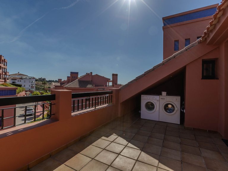 Apartment for Sale in Calahonda, Malaga 8