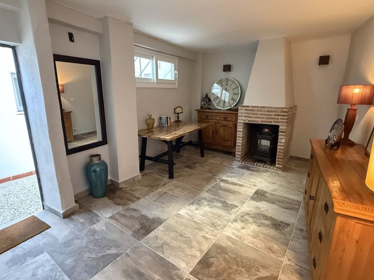 Villa for Sale in Alhaurín El Grande, Malaga 17