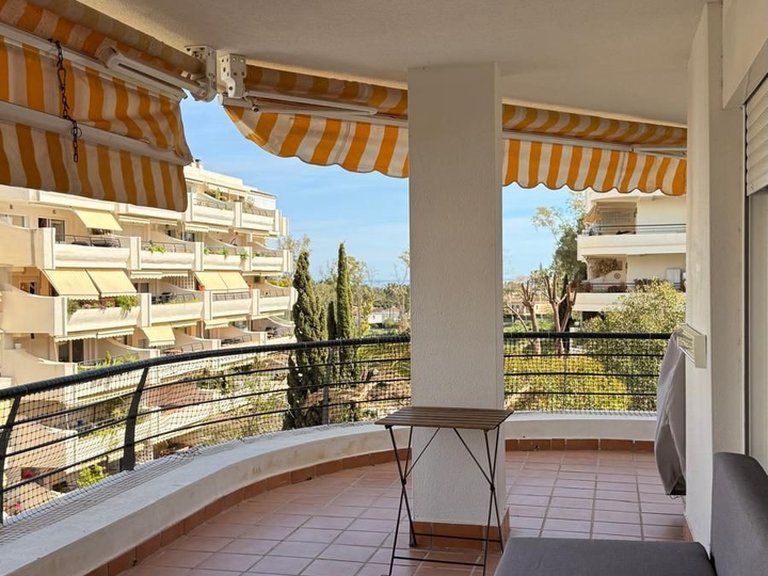Apartment for Sale in Guadalmina Alta, Malaga 3